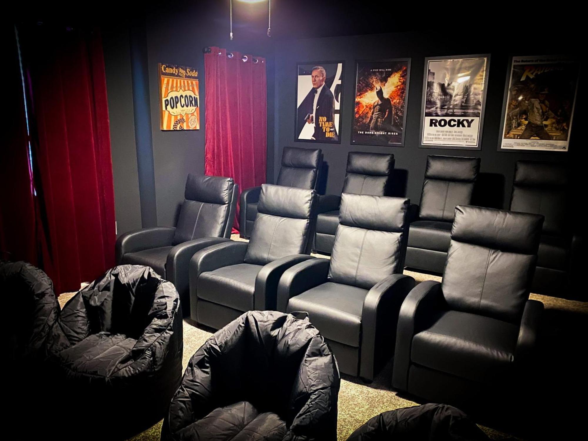 Magical Family Vacation Home Near Disney World At Storey Lake, Star Wars Gameroom, Pool, Theater, Mickey Slide, Sleeps Up To 28 Kissimmee Εξωτερικό φωτογραφία